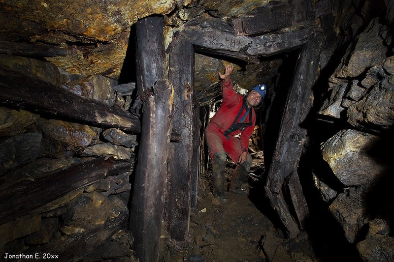 Bald rumpelts im Berg.jpg