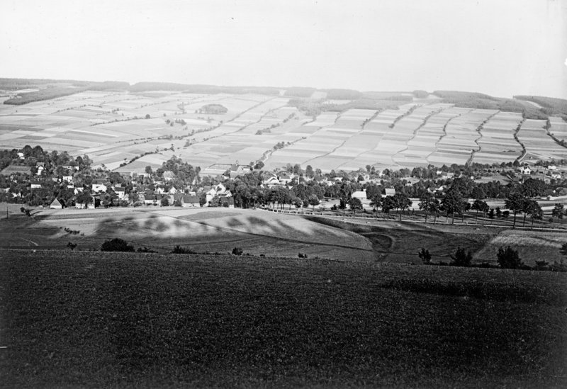 Moebius_1929_Koenigswalde.jpg (730.92 KiB) 34434 mal betrachtet Quelle: fotothek.slub-dresden.de<br />Walter Möbius, Scan der Sächsischen Landesbibliothek, Entstehungsjahr 1929