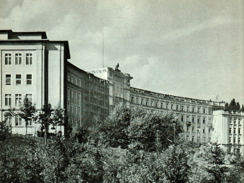 6 - Bergarbeitersanatorium Erlabrunn.jpg