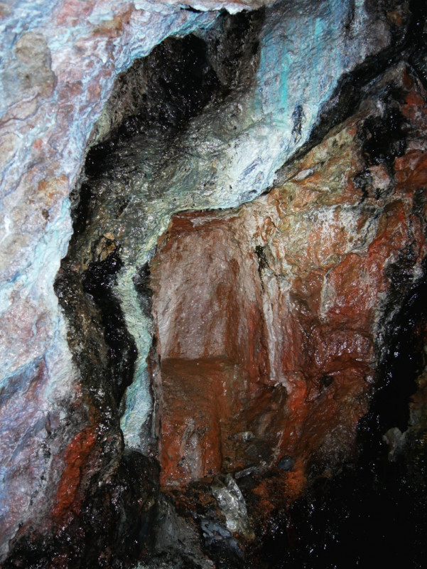 Ortsbrust Kupferbergwerk VH.jpg (411.6 KiB) 19472 mal betrachtet Ortsbrust Kupferbergwerk