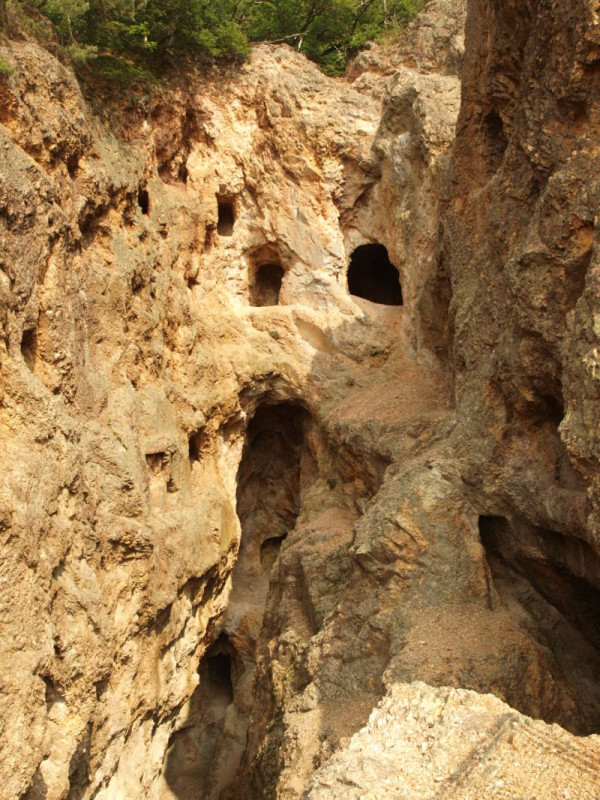 Tagebau Katharina I Imsbach.JPG (216.01 KiB) 18489 mal betrachtet Tagebau Grube Katharina I in Imsbach