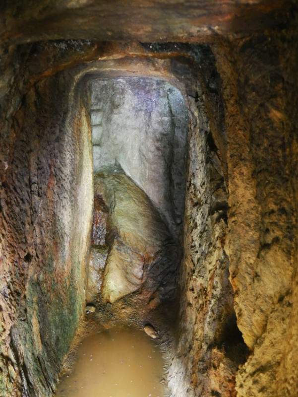 St. Daniel Prettau Ortsbrust.jpg (159.77 KiB) 40724 mal betrachtet Ortsbrust des St. Daniel Suchstollen in Prettau, Südtirol.