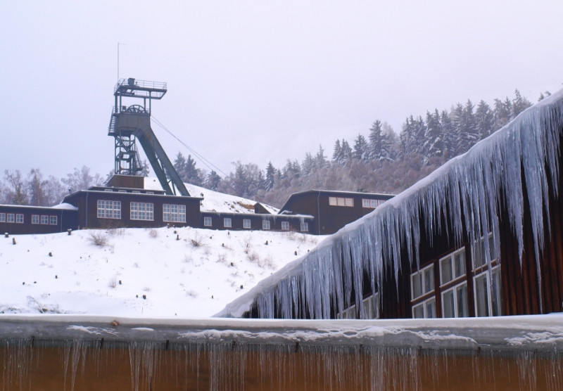 Rammelsbergschacht 28.12.2010.jpg (457.42 KiB) 461 mal betrachtet Rammelsberg 28.12.2010