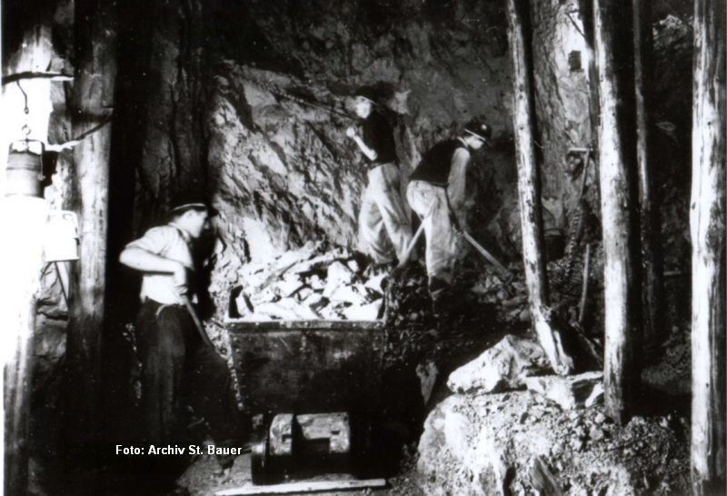 Schiessort im Großalmeroder Tonbergbau 1953.