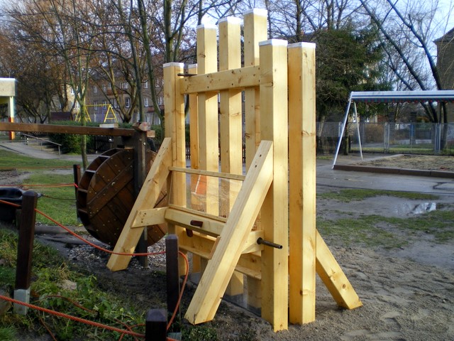 Das neue Pochwerk im Montankindergarten Fröbelchen.