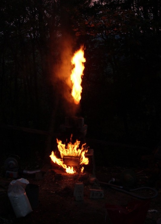 Feuer bei Nacht