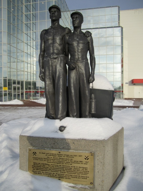 Bergmannsdenkmal &quot;Vater und Sohn&quot; in Zwickau.