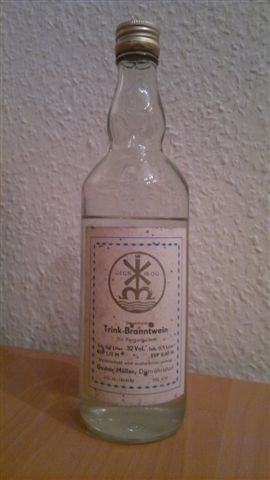 Flasche Trinkbranntwein JBK -.jpg