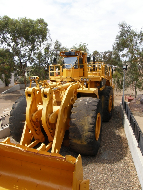 Cat994F Radlader