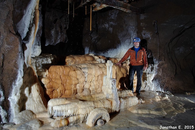 Höhle oder Grube.jpg